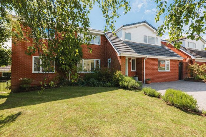 5 Bedroom Detached House For Sale In The Hawthorns, Tarporley, CW6