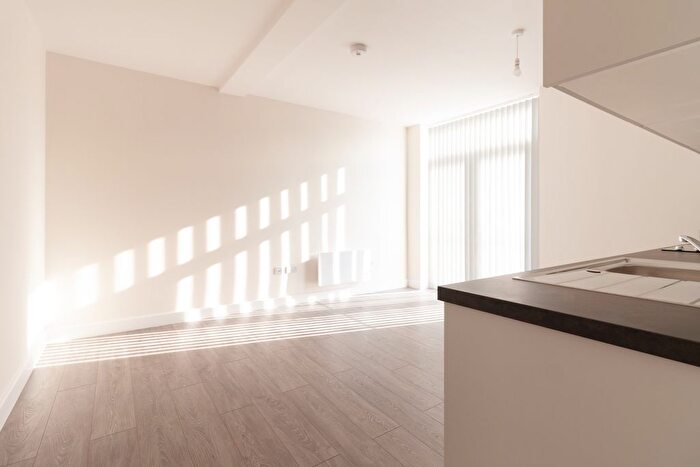 2 Bedroom Flat To Rent In Duke Street, Doncaster, DN1