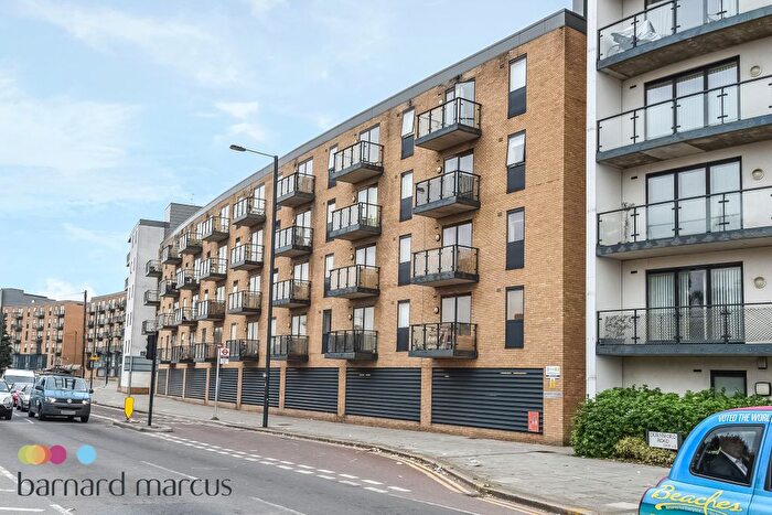 1 Bedroom Property To Rent In Bassett House, Durnsford Road, Wimbledon, SW19