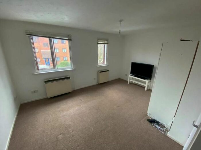 1 Bedroom Flat To Rent In Cumberland Place, London, SE6