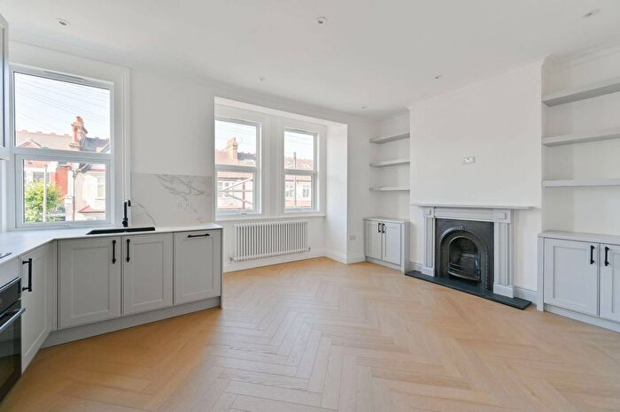 2 Bedroom Flat For Sale In Moyser Road, Furzedown, London, SW16