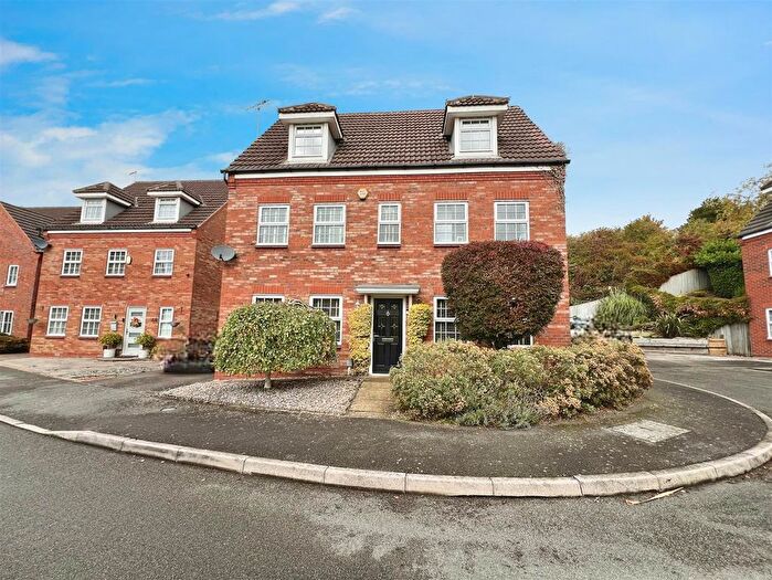 5 Bedroom Detached House For Sale In Navigation Drive, Glen Parva, Leicester, LE2