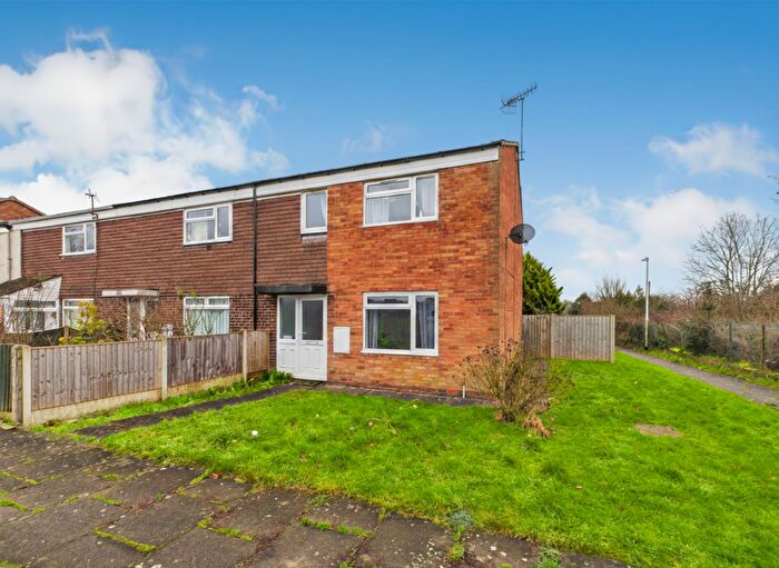 3 Bedroom End Of Terrace House For Sale In Shelley Close, Catshill, B61