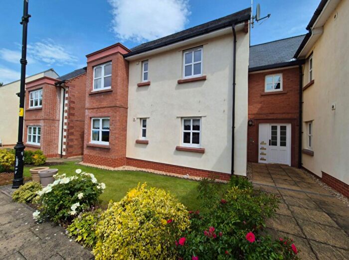 2 Bedroom Flat For Sale In Chapel Brow, Carlisle, CA1