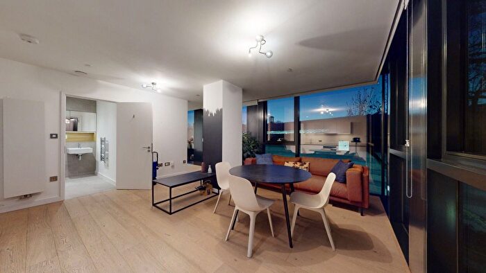 1 Bedroom Flat To Rent In Highgate Hill, London, N19