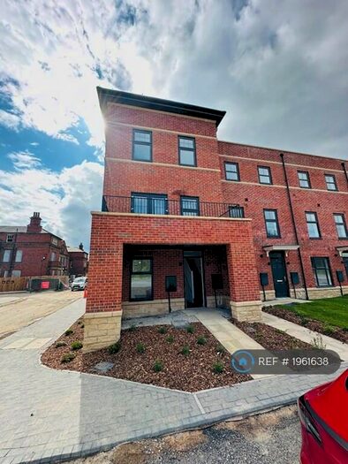 2 Bedroom Terraced House To Rent In Acacia Terrace, Leeds, LS14