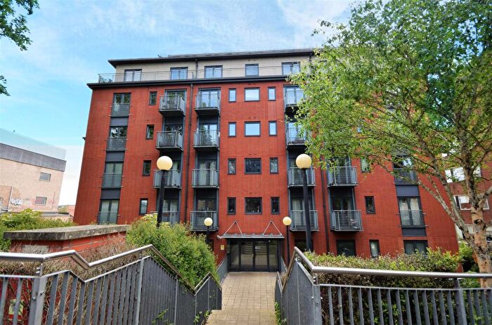 2 Bedroom Penthouse To Rent In Rouen Road, Norwich, NR1