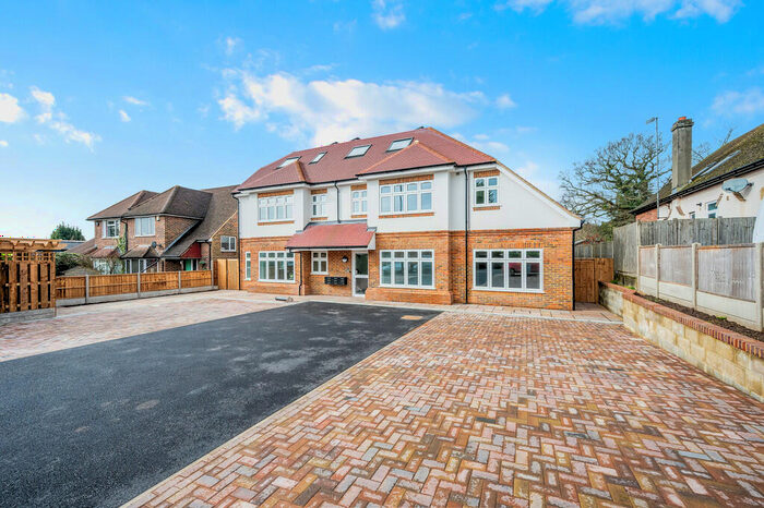 1 Bedroom Apartment To Rent In Pillarbox House, Godstone Hill, RH9