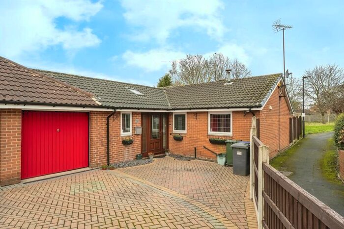 3 Bedroom Bungalow To Rent In Langthwaite Road, Scawthorpe, Doncaster, DN5