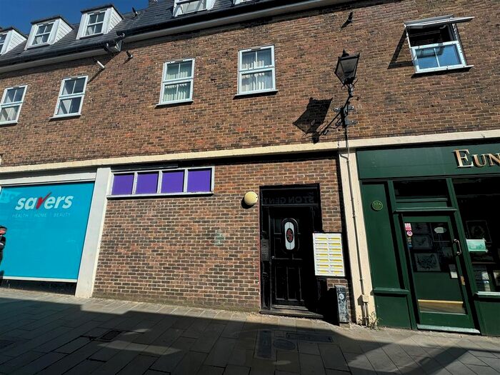 1 Bedroom Flat To Rent In Angel Pavement, Royston, SG8