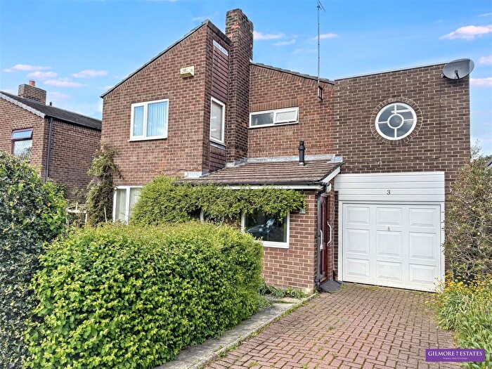 3 Bedroom Detached House For Sale In Hall Farm Close, Stocksfield, NE43