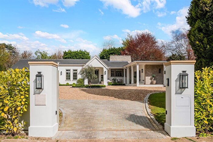 4 Bedroom Detached Bungalow For Sale In Russell Close, Walton On The Hill, Tadworth, KT20