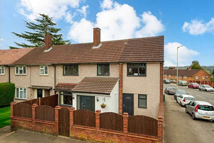 5 Bedroom End Terrace House For Sale In Long Chaulden, Hemel Hempstead, Hertfordshire, HP1