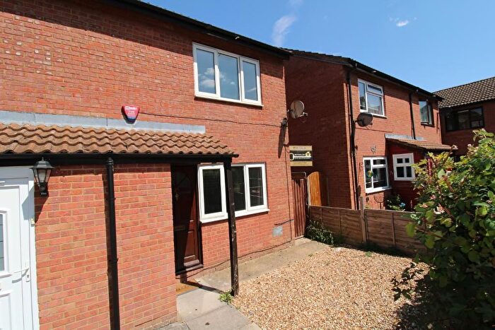 2 Bedroom End Of Terrace House For Sale In Denmead, Two Mile Ash, Milton Keynes, Buckinghamshire, MK8