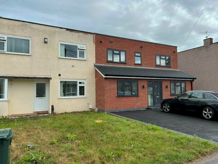 5 Bedroom House To Rent In Sheriff Avenue, Canley, Coventry, CV4