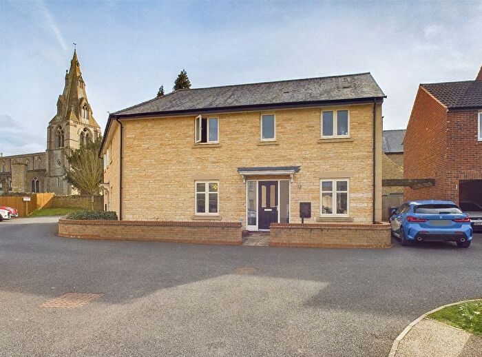 3 Bedroom Semi-Detached House For Sale In St. Marys Lane, Warmington, Peterborough, PE8