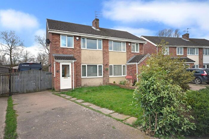 3 Bedroom Semi-Detached House For Sale In Grampian Way, Thorne, Doncaster, DN8