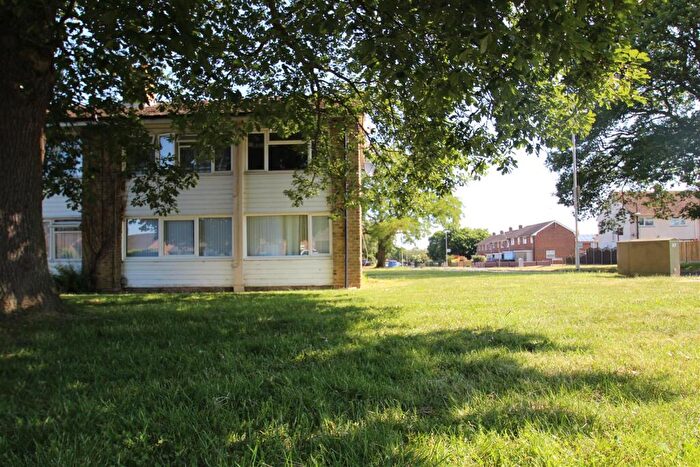 1 Bedroom Flat To Rent In Wallis Avenue, Maidstone, Kent, ME15