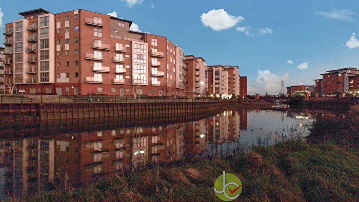 2 Bedroom Apartment To Rent In Sail House, Colchester, CO2