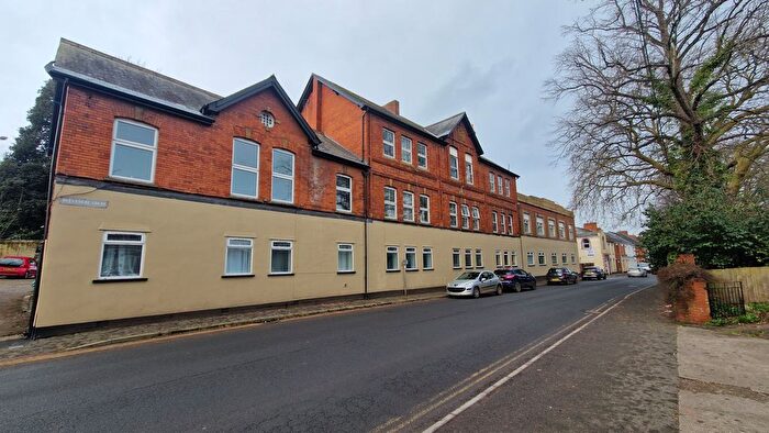 2 Bedroom Flat To Rent In Belvedere Court, North Street, Wellington, TA21