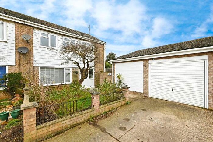 3 Bedroom Semi-Detached House For Sale In Ormesby, King's Lynn, PE30