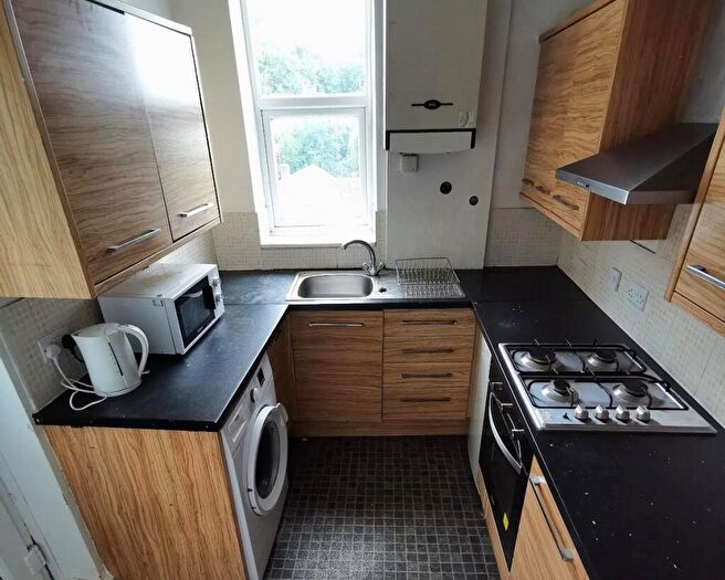 5 Bedroom End Of Terrace House To Rent In Bates Street, Crookes, S10