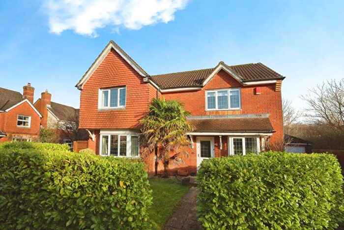 4 Bedroom Detached House For Sale In Huron Drive, Liphook, Hampshire, GU30