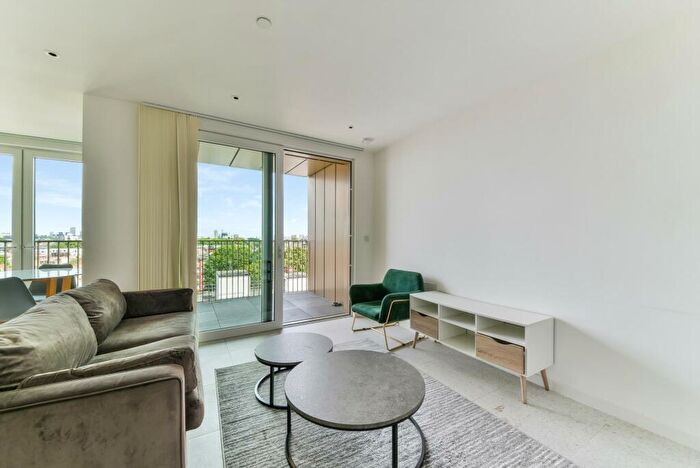 1 Bedroom Apartment To Rent In Georgette Apartments, The Silk District, E1