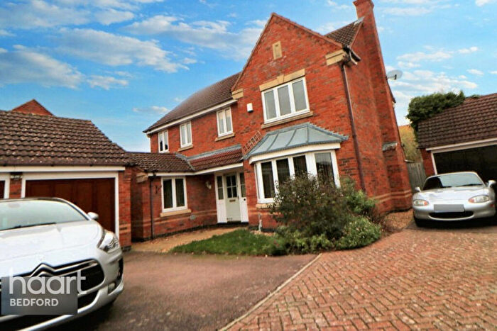 4 Bedroom Detached House For Sale In Croxden Way, Bedford, MK42