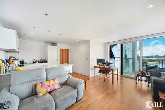 2 Bedroom Apartment To Rent In Riverside Apartments, London, N4