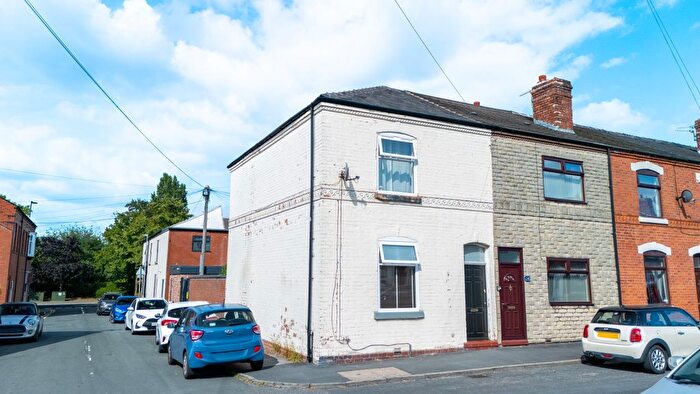 2 Bedroom End Of Terrace House For Sale In Mercer Street, Newton-Le-Willows, Merseyside, WA12