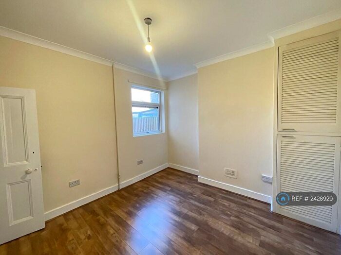 2 Bedroom Flat To Rent In Butler Rd, Harrow. Middlesex, HA1