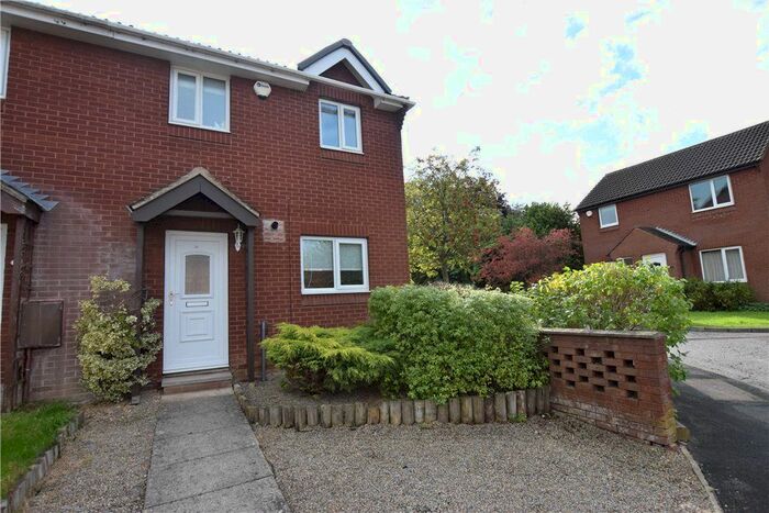 2 Bedroom Semi-Detached House To Rent In Penlands Crescent, Leeds, West Yorkshire, LS15