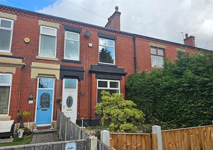 4 Bedroom Terraced House To Rent In Bardsley Vale Avenue, Oldham, OL8