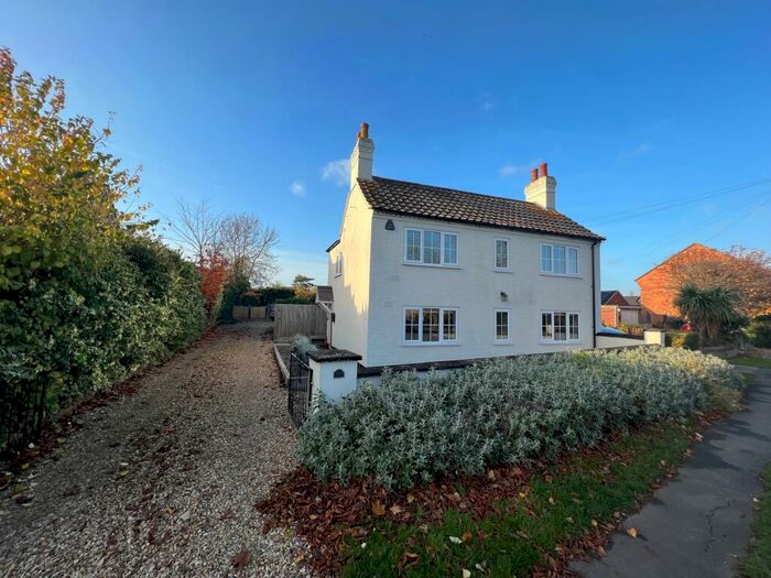 4 Bedroom House To Rent In Main Road, Long Bennington, Newark, NG23