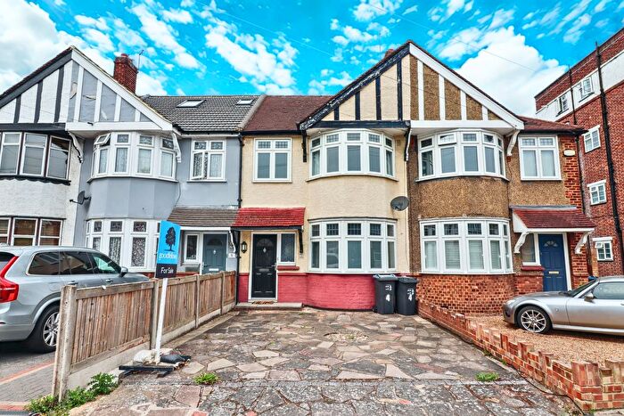3 Bedroom Terraced House To Rent In Bramcote Avenue, Mitcham, CR4