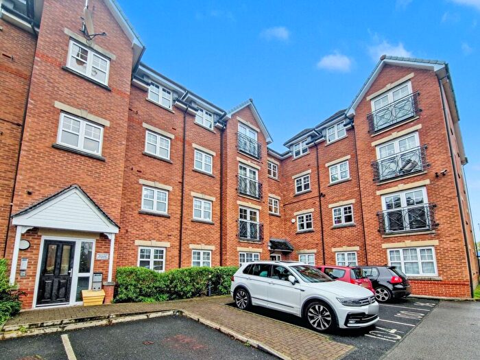 2 Bedroom Apartment To Rent In Fog Lane, Merlin House, M19