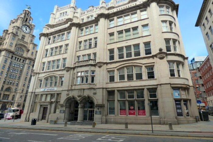 2 Bedroom Flat To Rent In Tower Building, Liverpool, L3