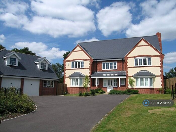 5 Bedroom Detached House To Rent In Knoll Gardens, Newbury, RG20