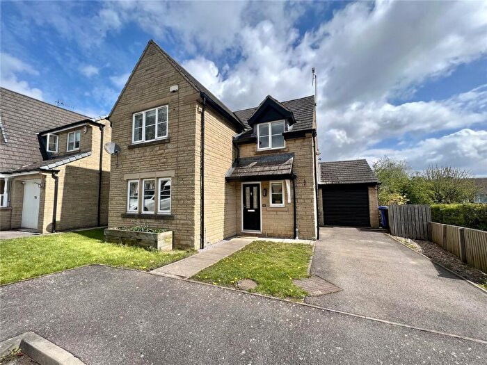 4 Bedroom Detached House For Sale In Totley Hall Mead, Sheffield, South Yorkshire, S17