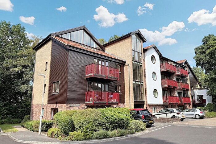 3 Bedroom Maisonette For Sale In Ferndown, BH22