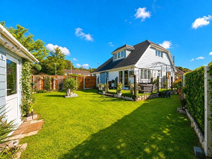 3 Bedroom Bungalow For Sale In Ringwood Road, Highcliffe, Christchurch, Dorset, BH23