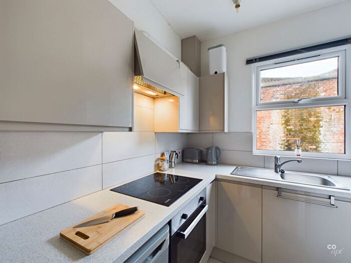 1 Bedroom Flat To Rent In Coombe Terrace, Brighton, BN2