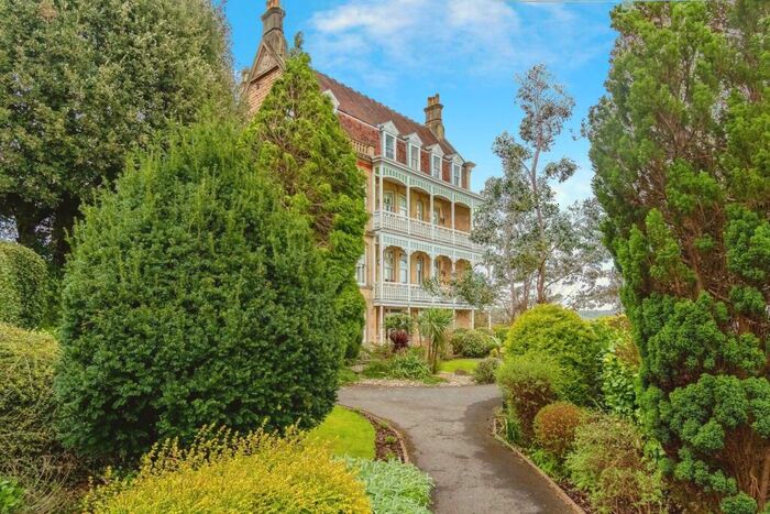 2 Bedroom Flat To Rent In Haygarth Court, BA1