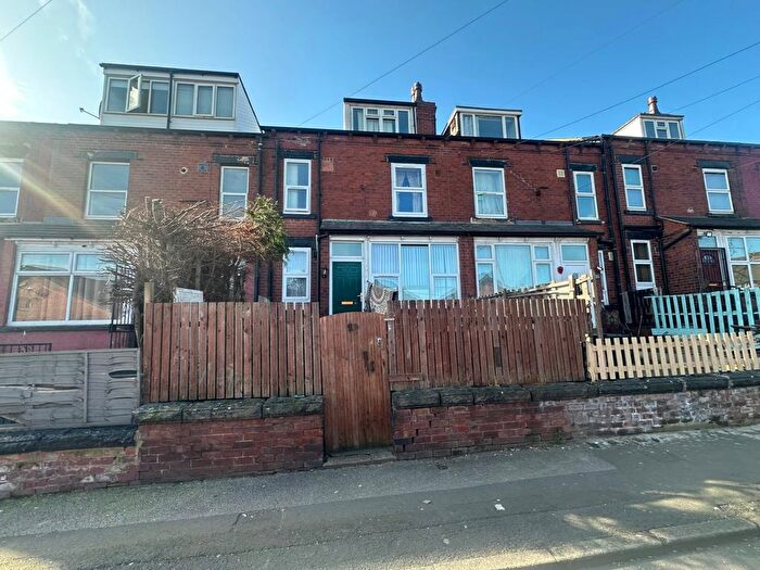2 Bedroom Terraced House To Rent In Darfield Road, Leeds, LS8
