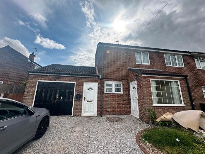 3 Bedroom House To Rent In Hampstead Drive, Derby, DE22