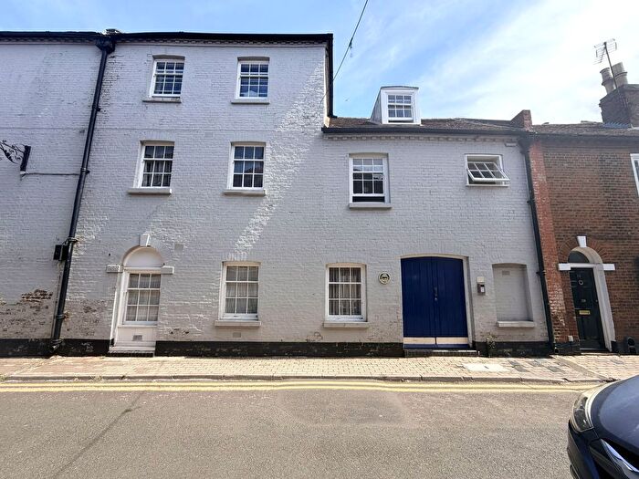 1 Bedroom Flat To Rent In Longport, Canterbury, CT1