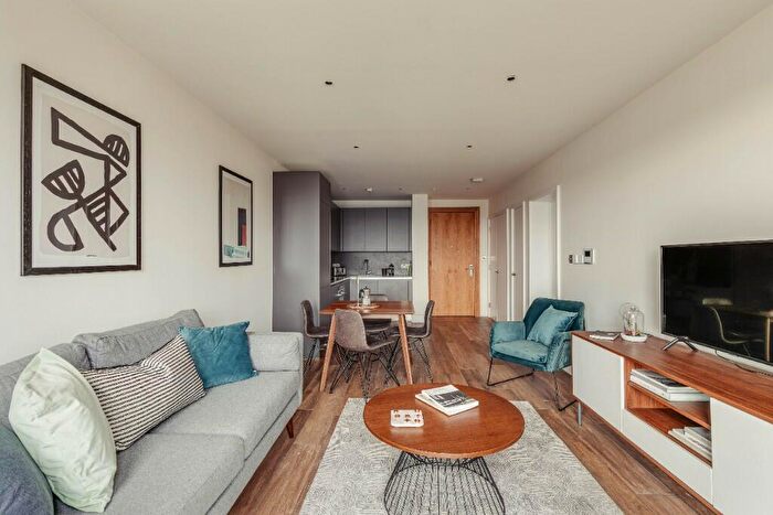 1 Bedroom Apartment To Rent In Mallow Walk, London, SE8