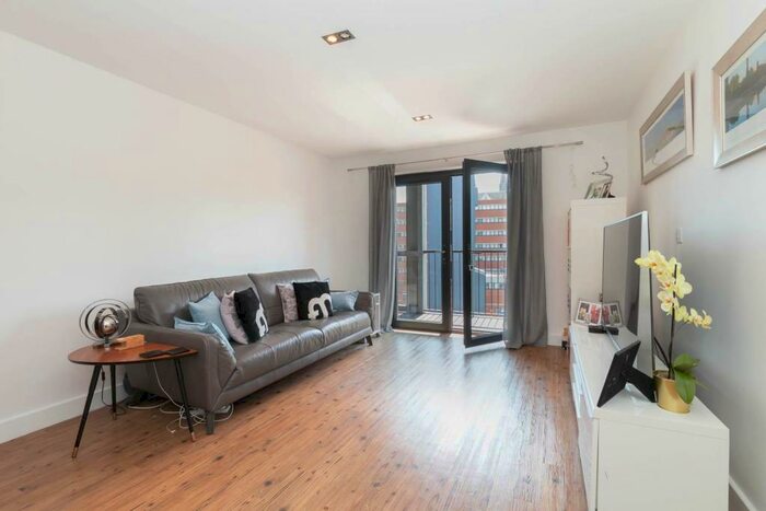 1 Bedroom Apartment To Rent In The Hub, Clive Passage, Birmingham, B4