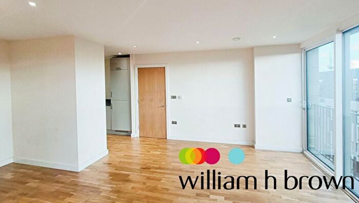 2 Bedroom Flat To Rent In Burgess Springs, Chelmsford, CM1